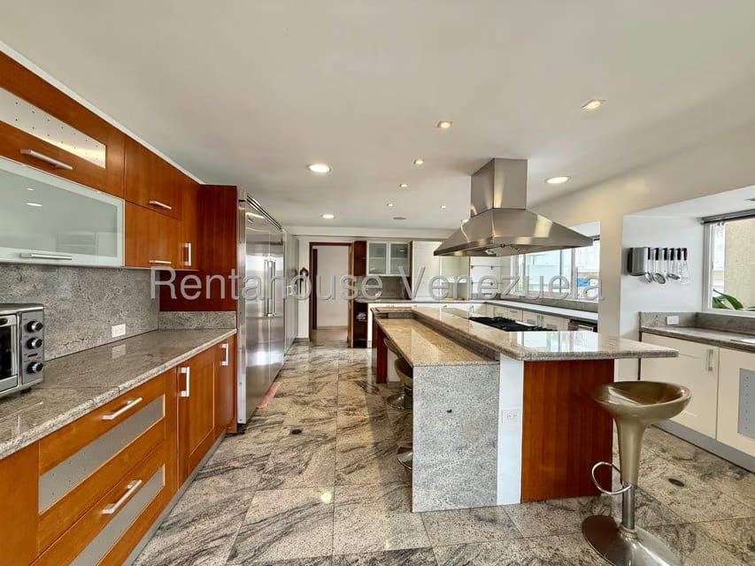 Casa (Multipes Niveles) en Venta en Colinas del Tamanaco, Distrito Metropolitano - 7