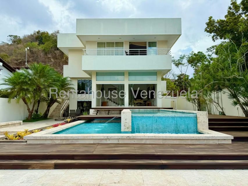 Casa (Multipes Niveles) en Venta en Colinas del Tamanaco, Distrito Metropolitano - 62