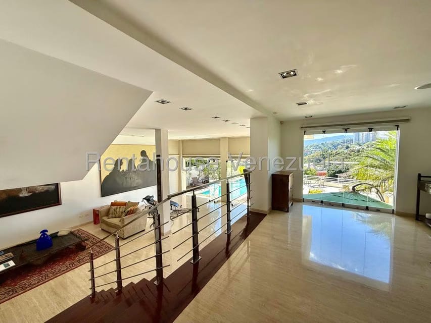 Casa (Multipes Niveles) en Venta en Colinas del Tamanaco, Distrito Metropolitano - 10
