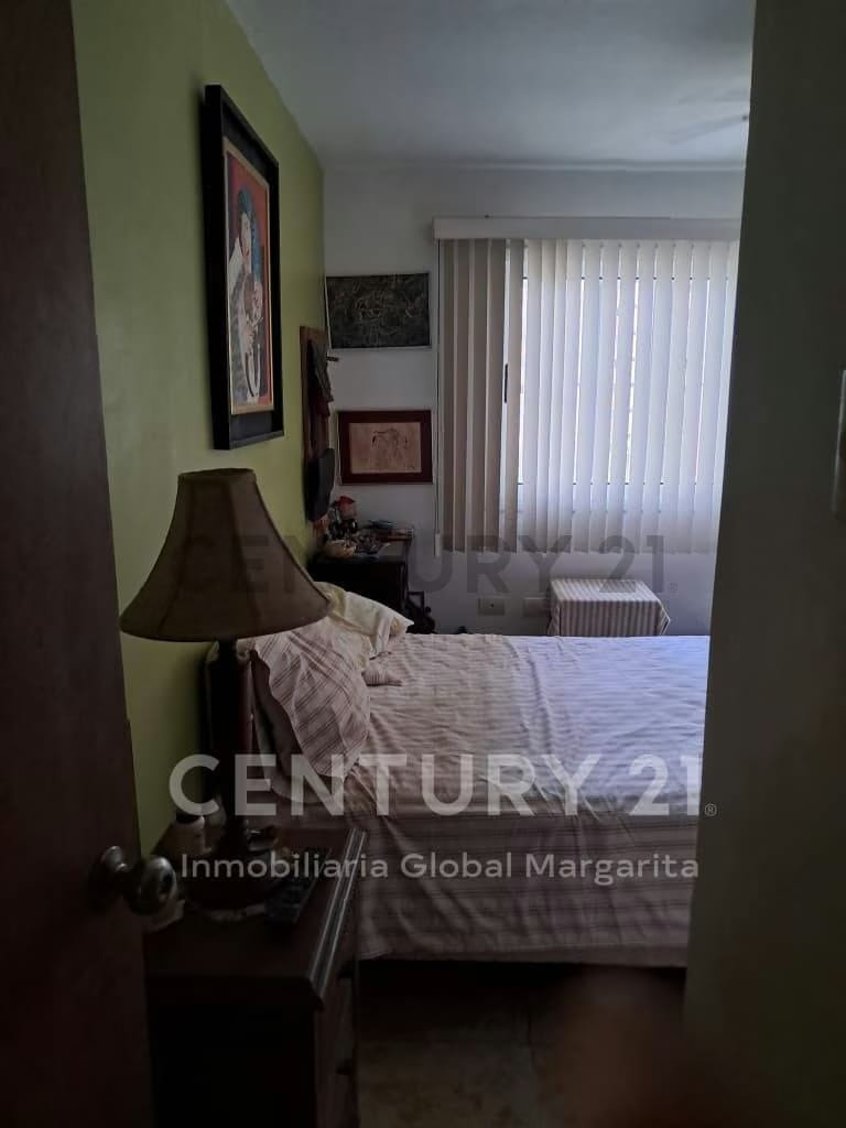 Venta de Apartamento en Residencias Los Cayos, Playas del Ángel, Pampatar. - 4