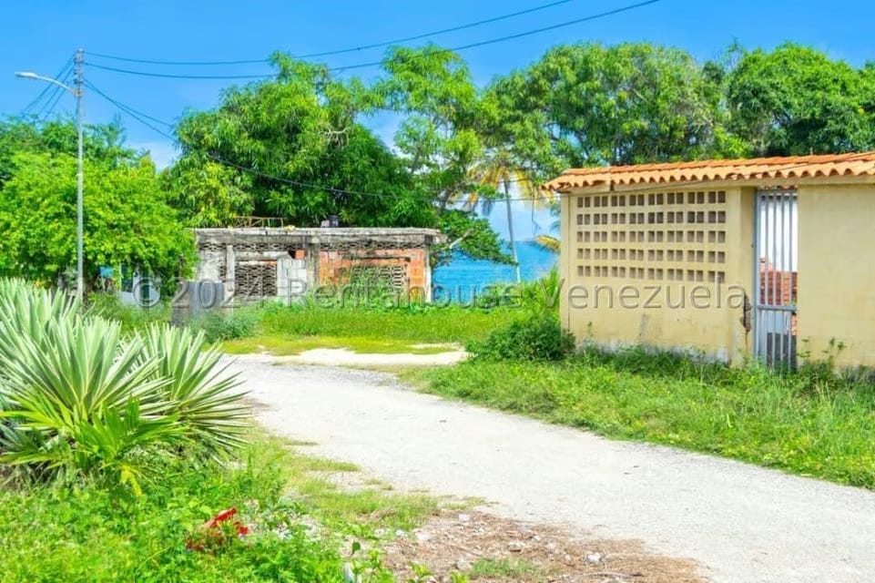 Casa (1 Nivel) en Venta en Corrales, Miranda - 18