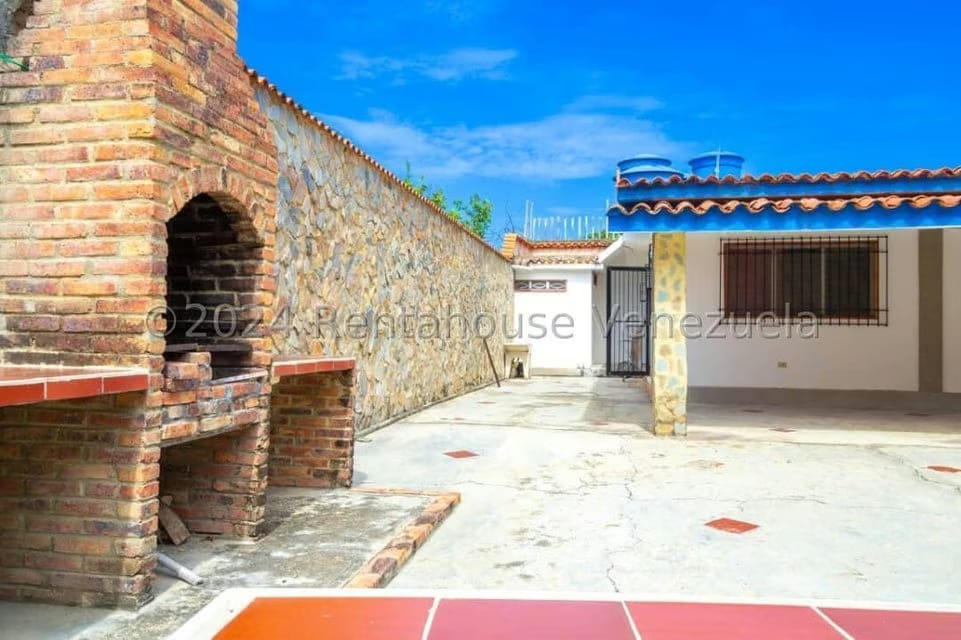 Casa (1 Nivel) en Venta en Corrales, Miranda - 8