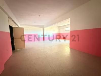Edificio comercial con 9 locales - 5