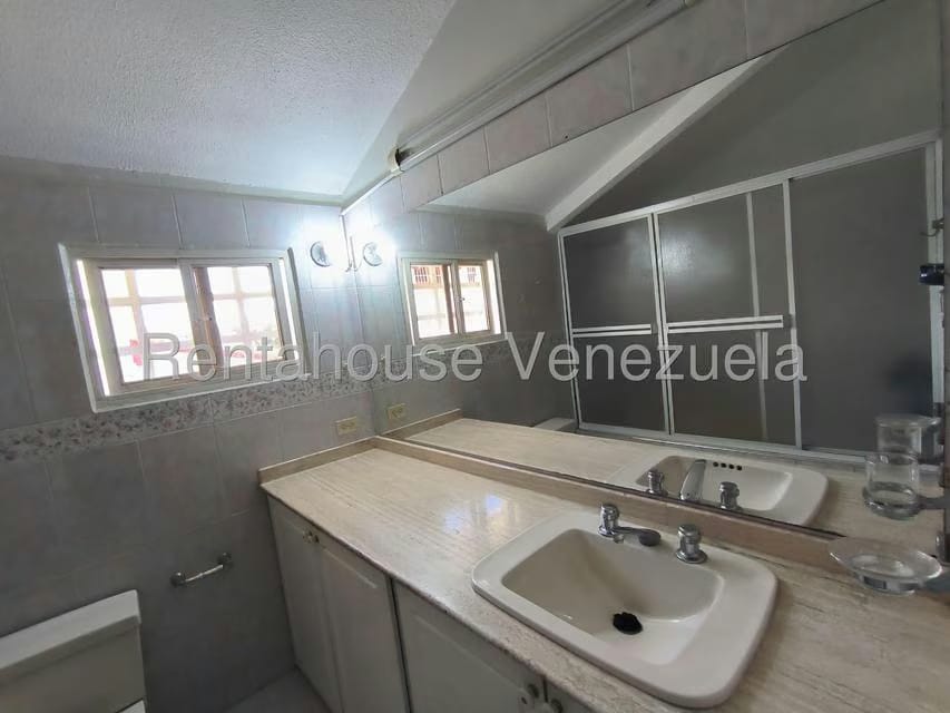 Casa (Multipes Niveles) en Venta en Guaracarima, Aragua - 26