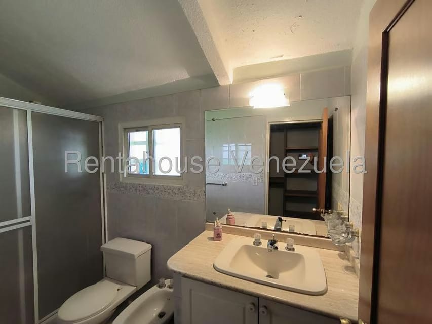 Casa (Multipes Niveles) en Venta en Guaracarima, Aragua - 41