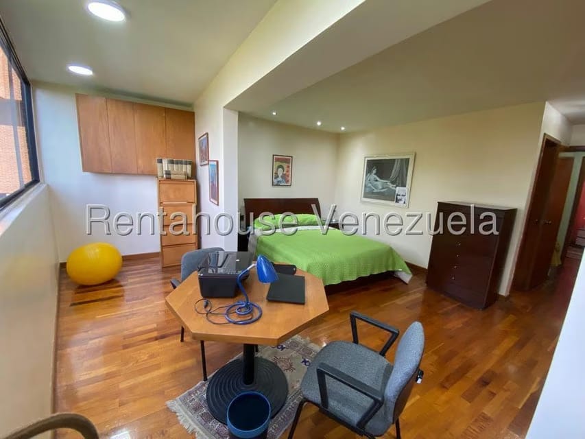 Apartamento (1 Nivel) en Alquiler en La Union, Distrito Metropolitano - 13