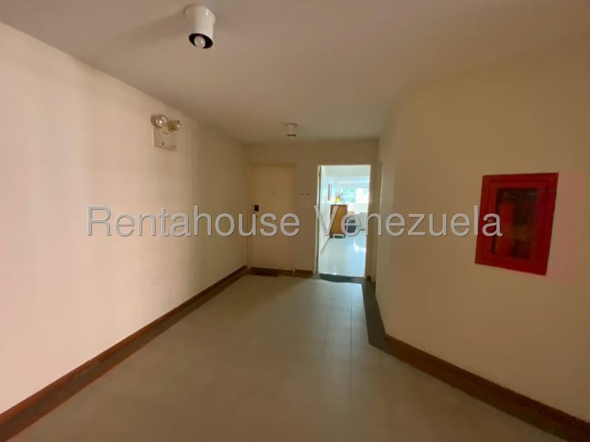 Apartamento (1 Nivel) en Alquiler en La Union, Distrito Metropolitano - 28