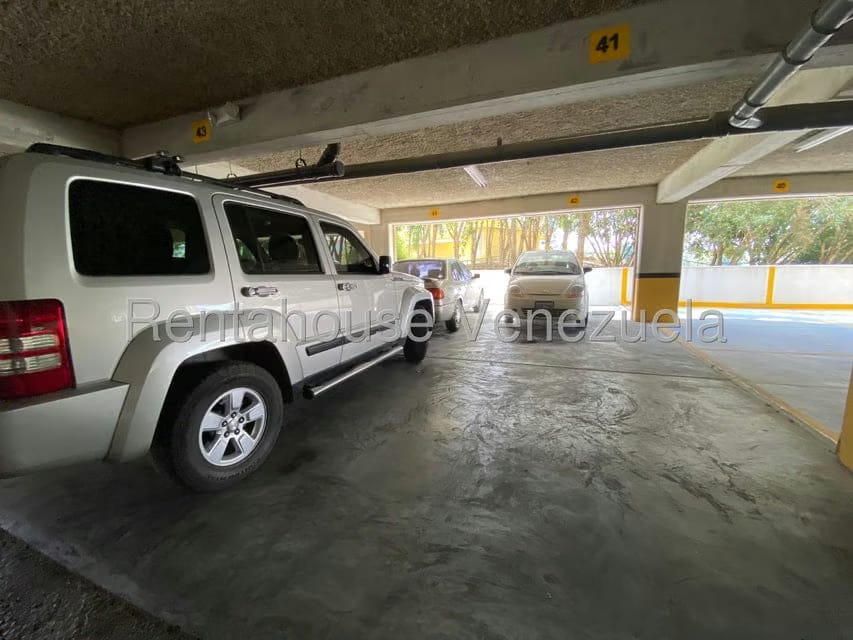 Apartamento (1 Nivel) en Alquiler en La Union, Distrito Metropolitano - 32