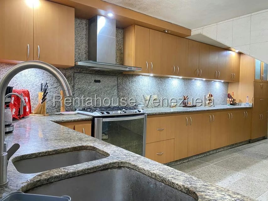 Casa (Duplex) en Venta en Montalban I, Distrito Metropolitano - 4