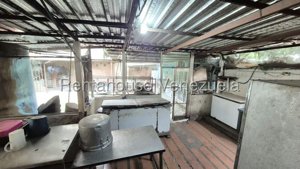 Comercial (Local Comercial) en Alquiler en Zona Este, Lara - 18