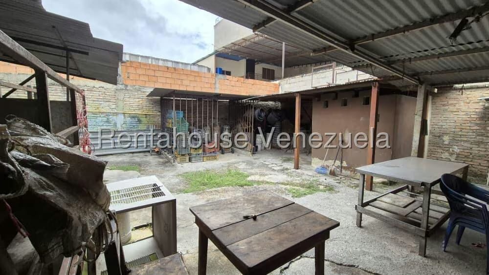 Comercial (Local Comercial) en Alquiler en Zona Este, Lara - 21
