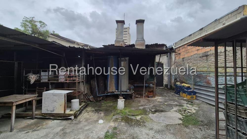 Comercial (Local Comercial) en Alquiler en Zona Este, Lara - 26