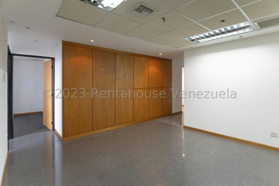 Comercial (Oficina) en Alquiler en Campo Alegre, Distrito Metropolitano - 7