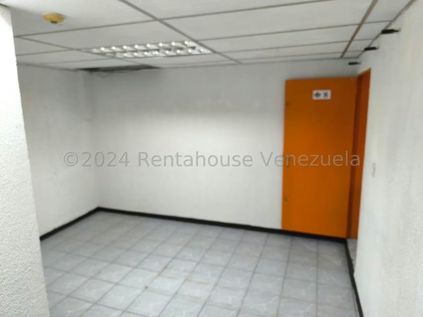 Comercial (Oficina) en Alquiler en Parroquia La Candelaria, Distrito Metropolitano - 11