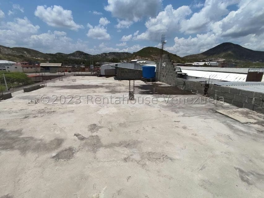 Negocios y Empresas (Alimentos y Bebidas) en Venta en Parroquia Juan de Villegas, Lara - 32