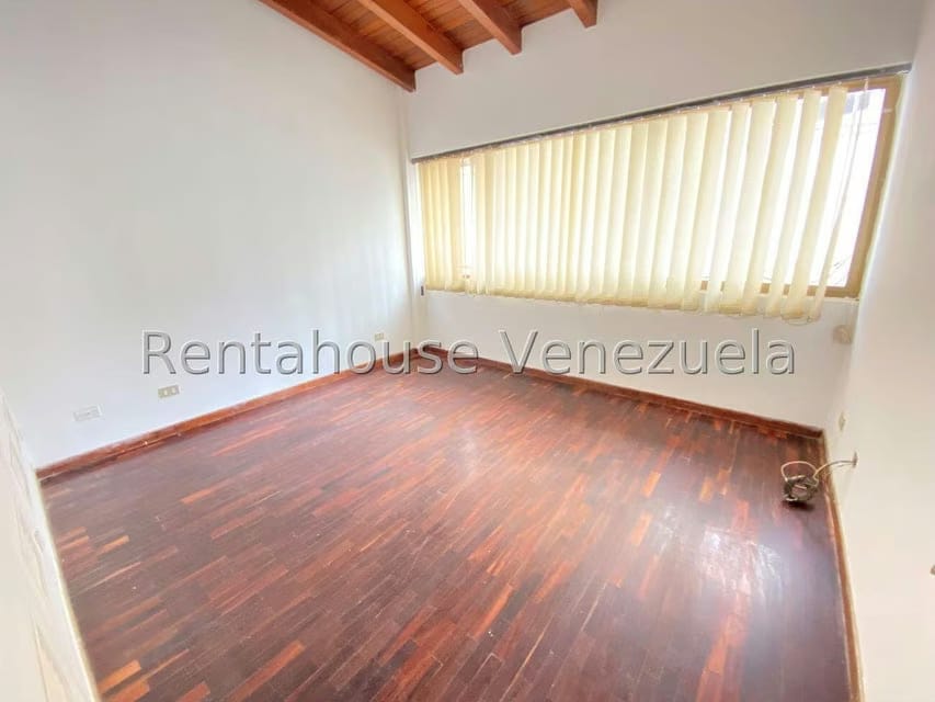 Casa (Duplex) en Venta en La Tahona, Distrito Metropolitano - 21