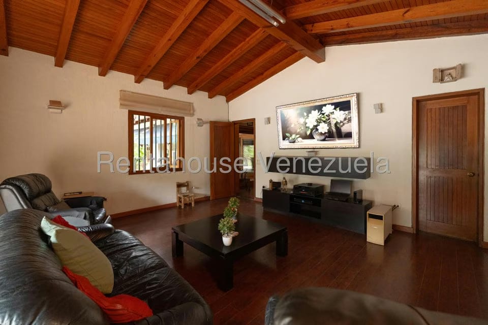 Casa (Colonial) en Venta en Country Club, Distrito Metropolitano - 12