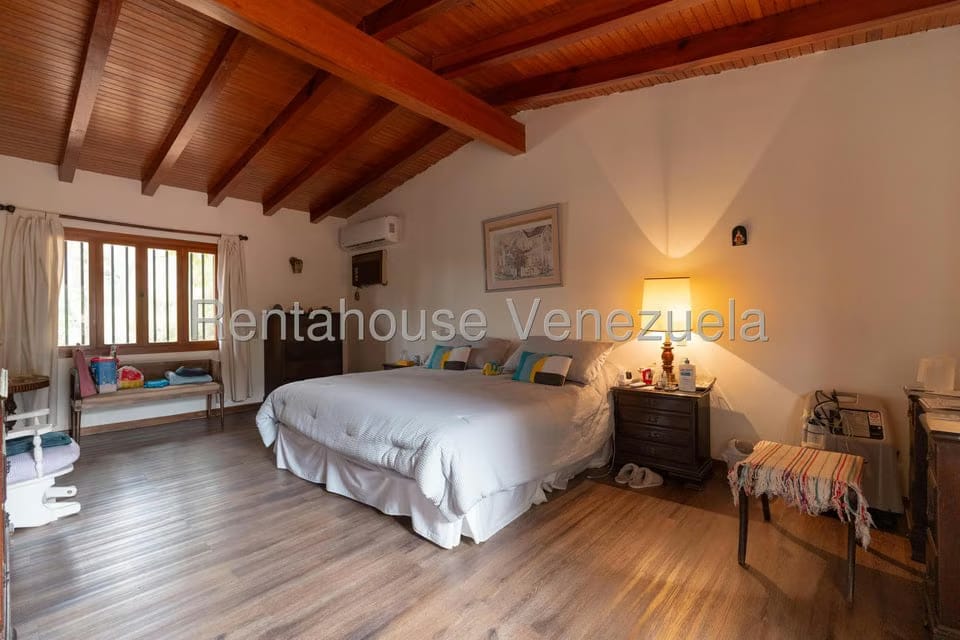 Casa (Colonial) en Venta en Country Club, Distrito Metropolitano - 24
