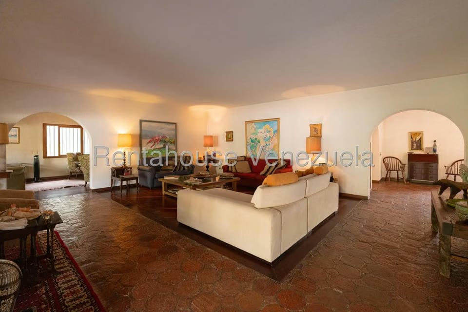 Casa (Colonial) en Venta en Country Club, Distrito Metropolitano - 5