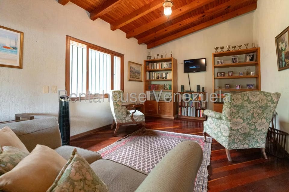 Casa (Colonial) en Venta en Country Club, Distrito Metropolitano - 7