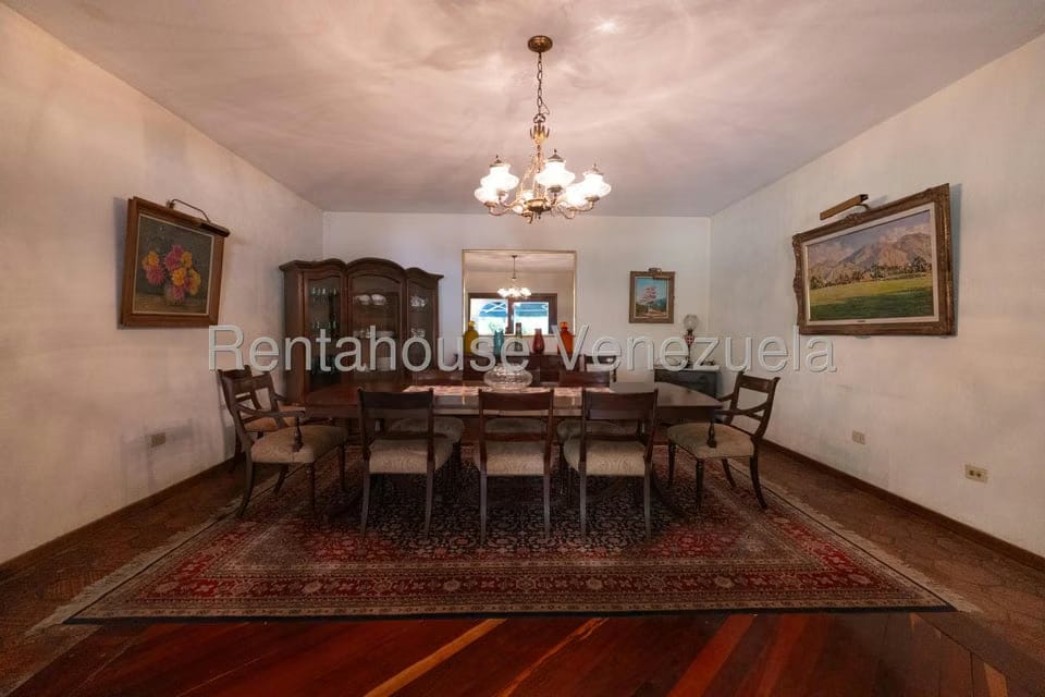 Casa (Colonial) en Venta en Country Club, Distrito Metropolitano - 9