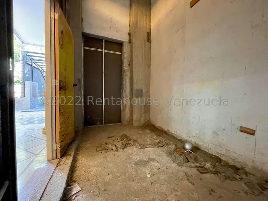 Comercial (Local Comercial) en Venta en Altamira, Distrito Metropolitano - 11