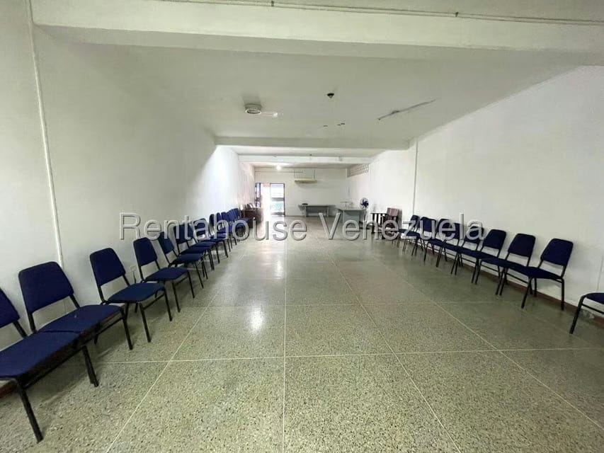 Comercial (Local Comercial) en Alquiler en Centro, Lara - 11