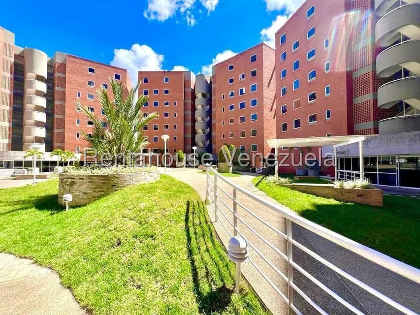 Apartamento (1 Nivel) en Venta en El Cigarral, Distrito Metropolitano - 3