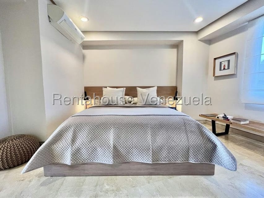Apartamento (1 Nivel) en Venta en El Cigarral, Distrito Metropolitano - 28