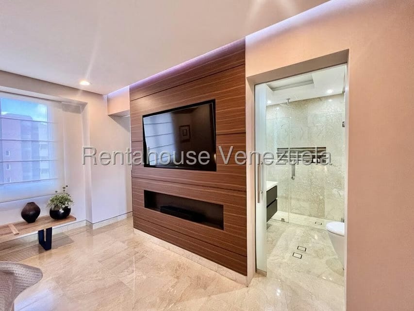 Apartamento (1 Nivel) en Venta en El Cigarral, Distrito Metropolitano - 31