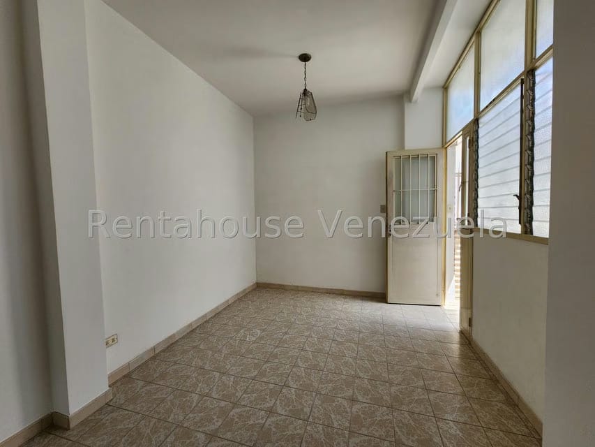 Comercial (Galpon - Deposito) en Alquiler en La California Sur, Distrito Metropolitano - 5
