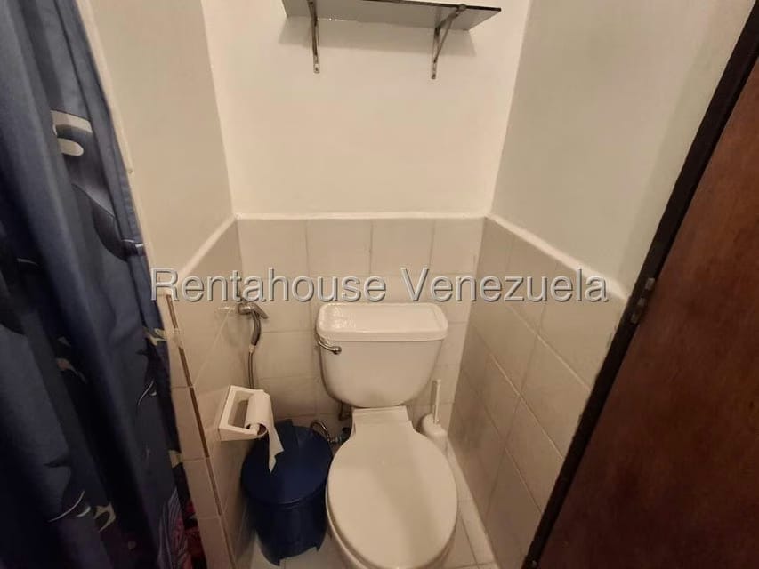 Apartamento (1 Nivel) en Alquiler en El Ingenio, Miranda - 11