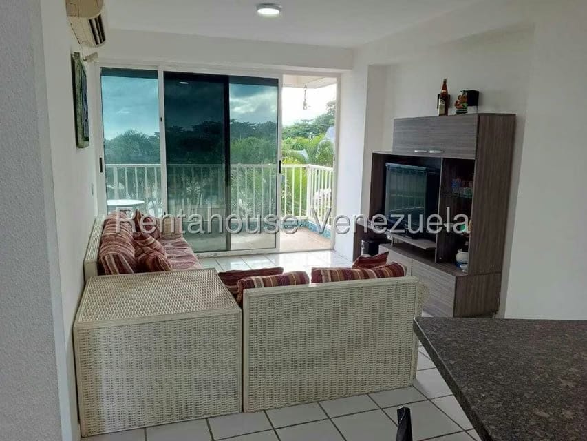 Apartamento (1 Nivel) en Venta en Agua Sal, Miranda - 3