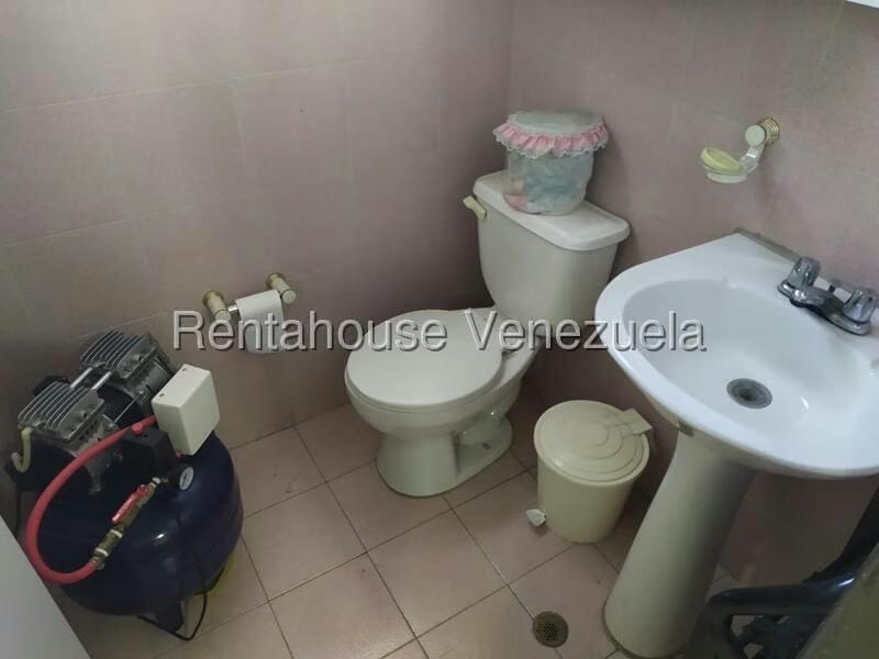 Comercial (Consultorio Medico) en Venta en Los Guayabitos, Carabobo - 13