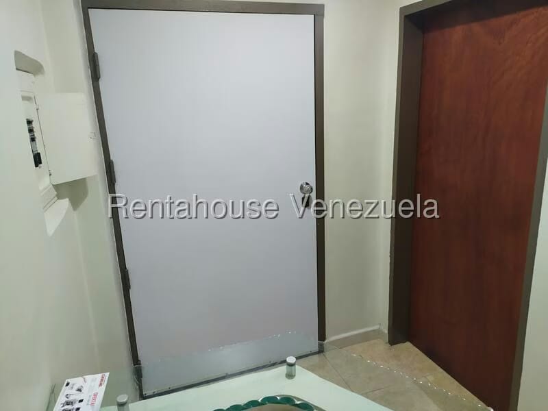 Comercial (Consultorio Medico) en Venta en Los Guayabitos, Carabobo - 14