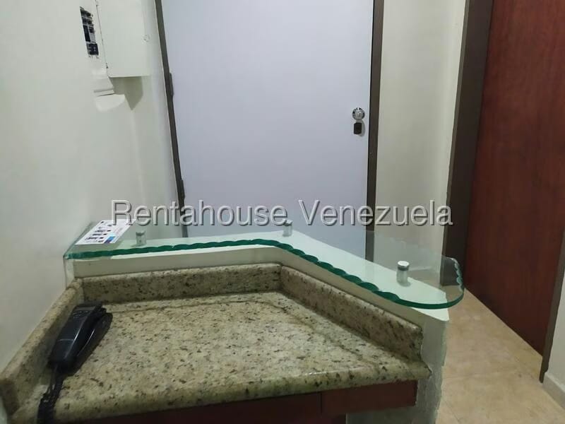 Comercial (Consultorio Medico) en Venta en Los Guayabitos, Carabobo - 3
