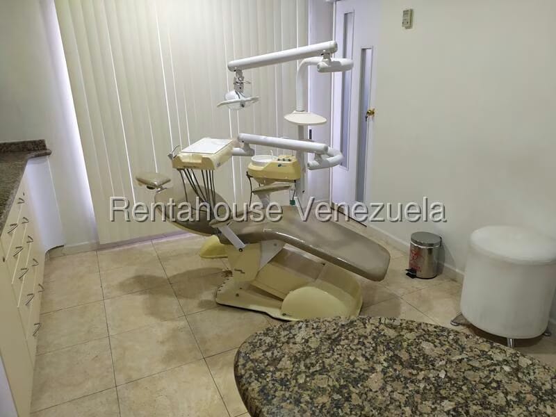 Comercial (Consultorio Medico) en Venta en Los Guayabitos, Carabobo - 4