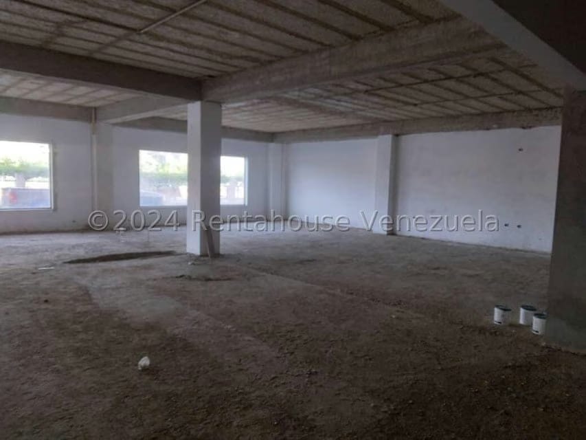 Comercial (Local Comercial) en Alquiler en Carretera O, Zulia - 3