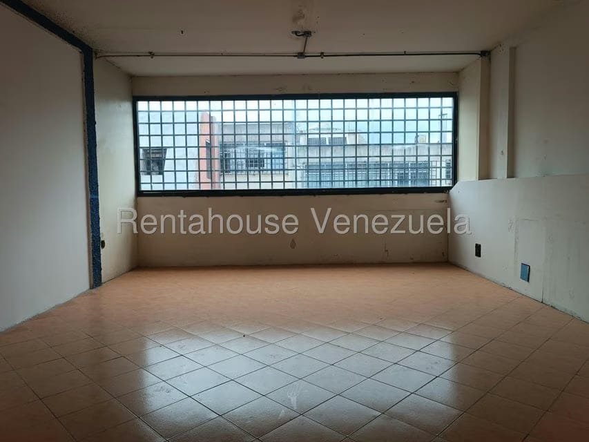 Comercial (Local Comercial) en Alquiler en El Tambor, Miranda - 12