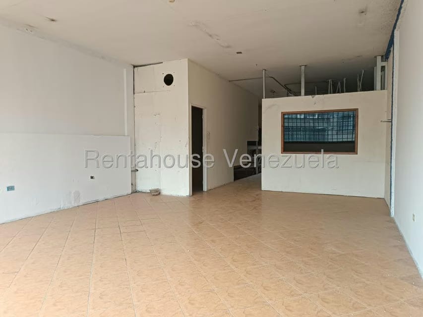 Comercial (Local Comercial) en Alquiler en El Tambor, Miranda - 13