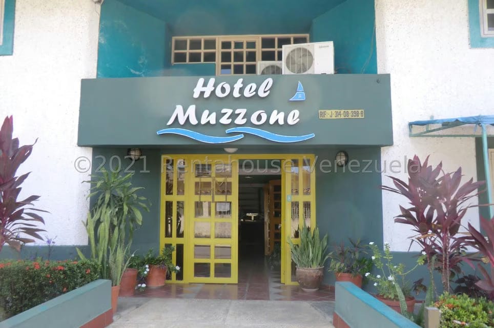 Negocios y Empresas (Hotel) en Venta en Los Canales de Rio Chico, Miranda - 3