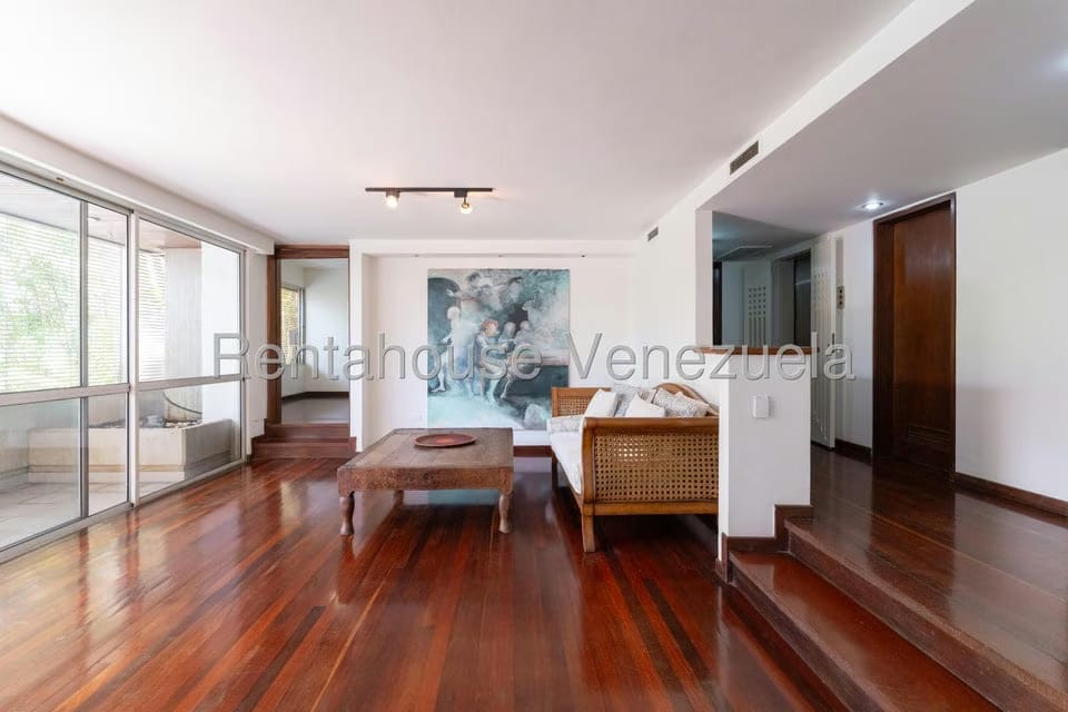 Apartamento (1 Nivel) en Venta en Lomas de Las Mercedes, Distrito Metropolitano - 16