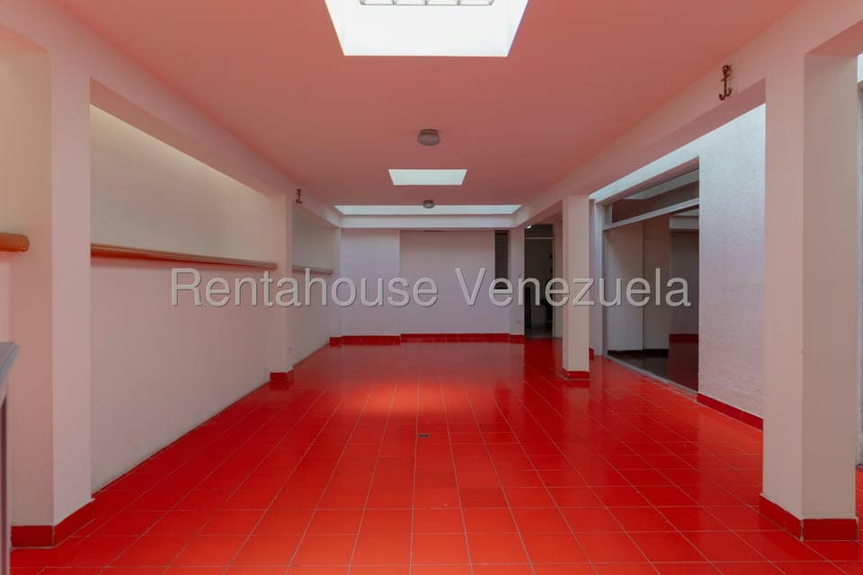 Apartamento (1 Nivel) en Venta en Lomas de Las Mercedes, Distrito Metropolitano - 33