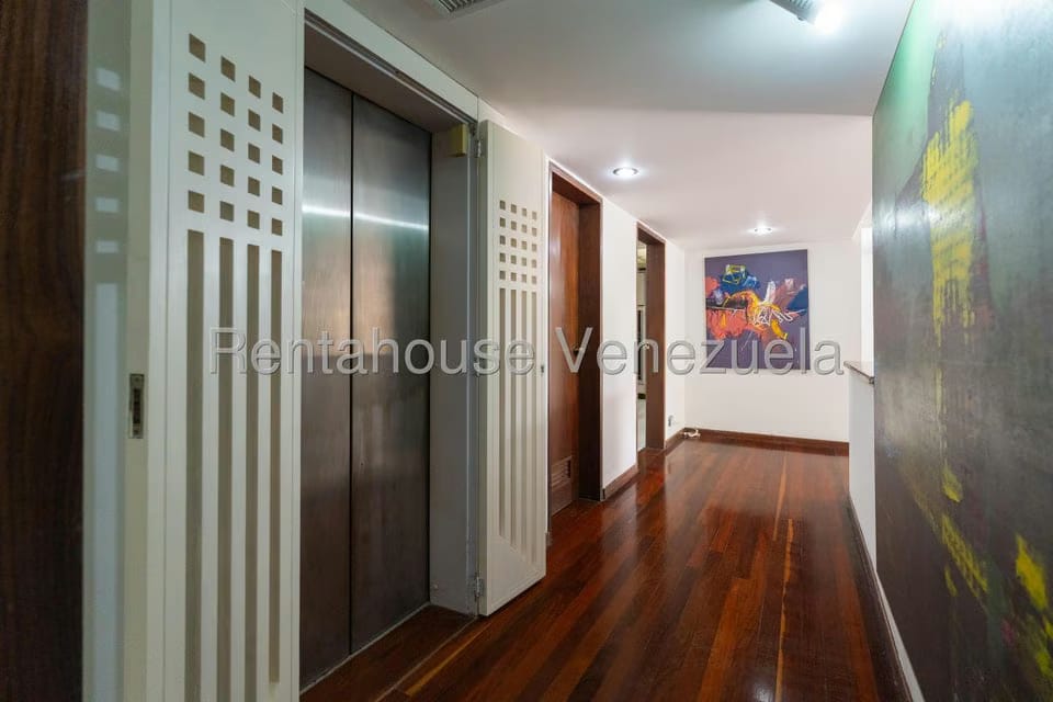 Apartamento (1 Nivel) en Venta en Lomas de Las Mercedes, Distrito Metropolitano - 6
