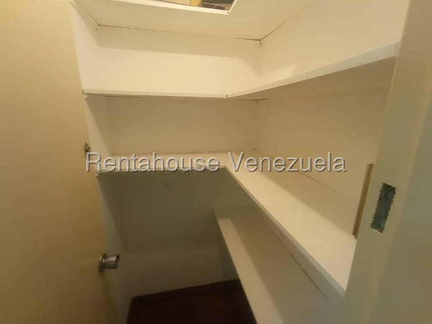 Comercial (Local Comercial) en Alquiler en El Recreo, Distrito Metropolitano - 10