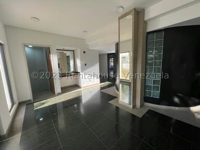 Apartamento (1 Nivel) en Venta en Alta Florida, Distrito Metropolitano - 2