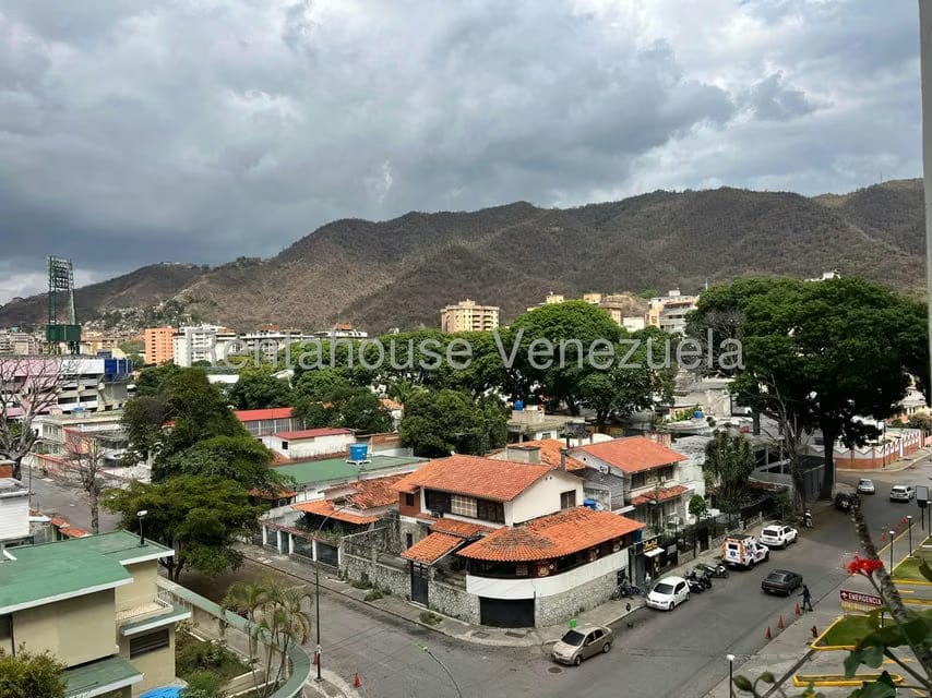 Apartamento (1 Nivel) en Venta en El Paraiso, Distrito Metropolitano - 12