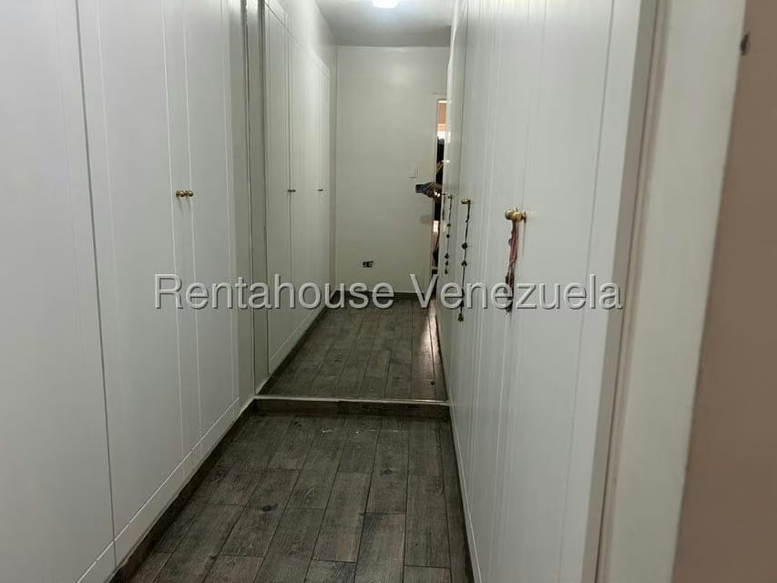 Apartamento (1 Nivel) en Venta en El Paraiso, Distrito Metropolitano - 17