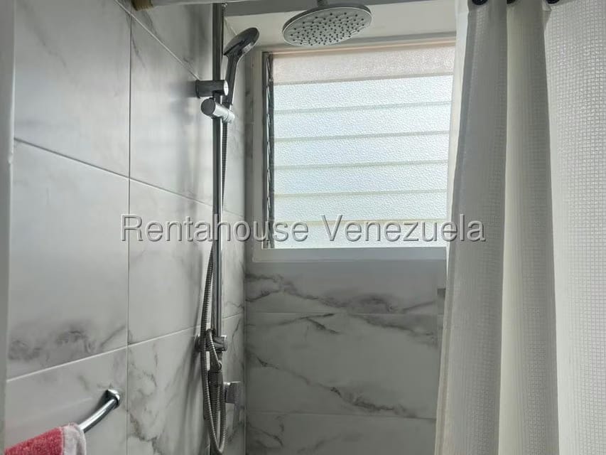 Apartamento (1 Nivel) en Venta en El Paraiso, Distrito Metropolitano - 20