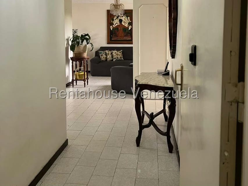 Apartamento (1 Nivel) en Venta en El Paraiso, Distrito Metropolitano - 5